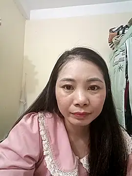 Snapshot of Moon-night222 chatting on 12-14-25, 01:16 Moon-night222 online show from 12-14-25, 01:16