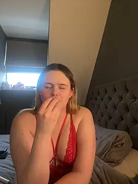 Blonde Bunny online show from 12-21-25, 02:13