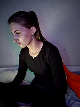 carolinakis  online show from 03-11-26, 05:30