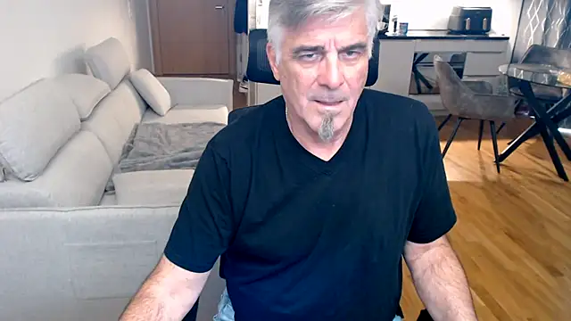 Buidapest online show from 03-14-26, 01:27