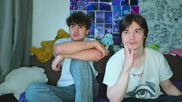 Snapshot of jordanjock chatting on 11-17-25, 12:55 jordanjock online show from 11-17-25, 12:55