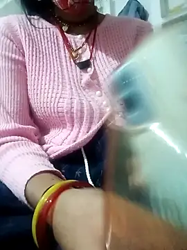 Anushasharma89 online show from 12-14-25, 12:27