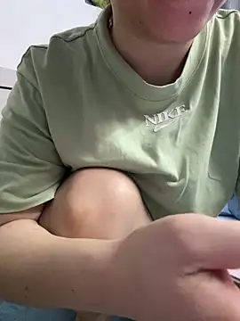 lili-8979 online show from 03-17-26, 11:30