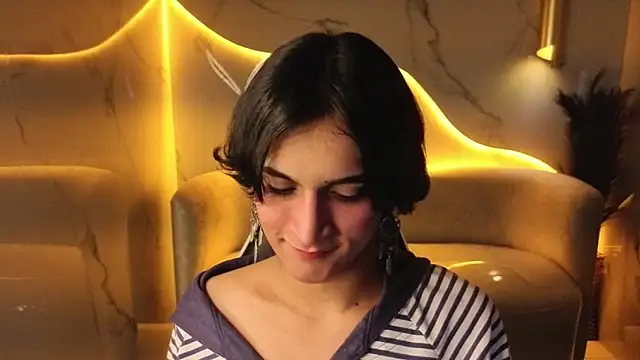 Snapshot of zoe_tp chatting on 11-29-25, 12:41 zoe tp online show from 11-29-25, 12:41