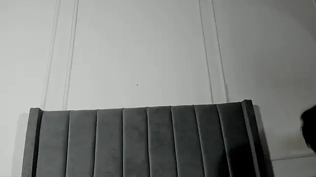 Snapshot of Angel-umbra chatting on 12-04-25, 08:34 Angel-umbra online show from 12-04-25, 08:34