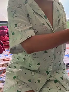 noughtRani online show from 12-19-25, 06:20