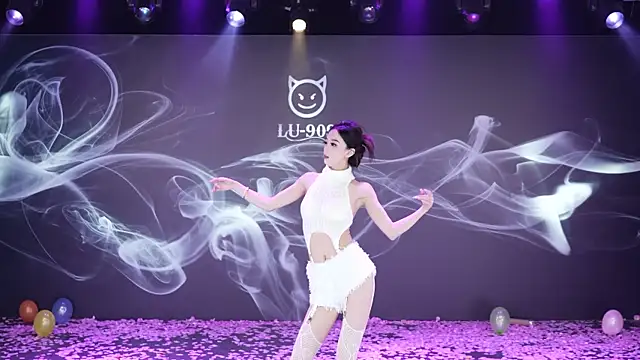 LU-909 online show from 12-05-25, 08:12