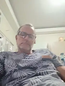 Snapshot of nard53 chatting on 07-25-26, 11:08 nard53 online show from 07-25-26, 11:08