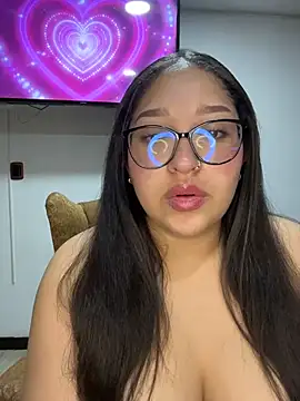 Whitneyy online show from 11-18-25, 03:01