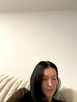 Snapshot of alysiamarie00 chatting on 11-18-25, 02:39 alysiamarie00 online show from 11-18-25, 02:39