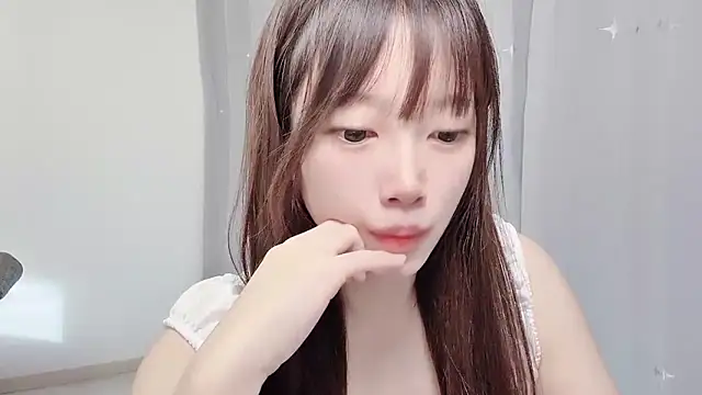 Snapshot of yuyayayu chatting on 12-01-25, 01:32 yuyayayu online show from 12-01-25, 01:32