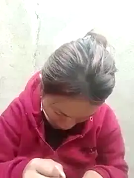 yu-zhen online show from 12-18-25, 08:20