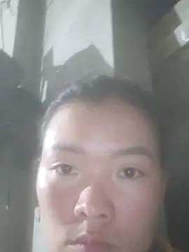 Snapshot of meomeo-00 chatting on 11-21-25, 10:58 meomeo-00 online show from 11-21-25, 10:58