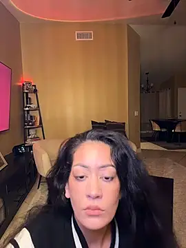 Entreprescrewers online show from 11-19-25, 06:24