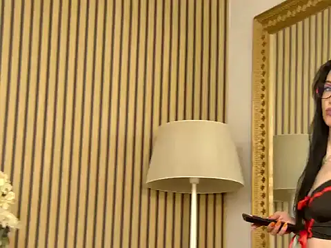 IvyCole online show from 12-04-25, 07:28