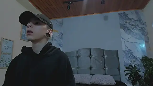 James Adams 01 online show from 02-25-26, 11:42