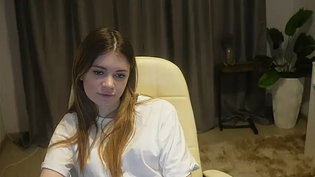 AngelesBenitz online show from 11-19-25, 01:44