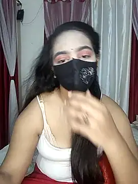 Snapshot of Ms_Neha_Quyen_25 chatting on 12-02-25, 04:35 Ms Neha Quyen 25 online show from 12-02-25, 04:35