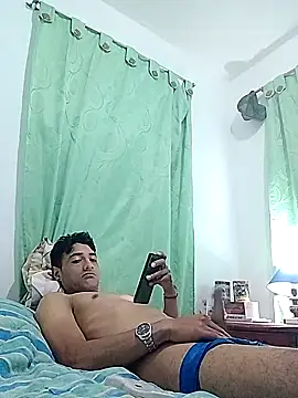 noah77  online show from 02-15-26, 01:35