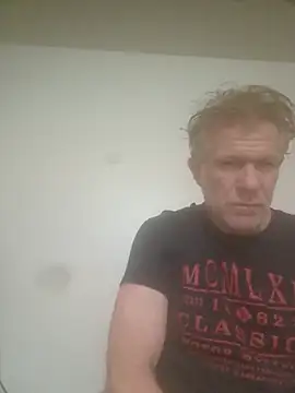 Hardwarelane67 online show from 06-09-26, 01:34
