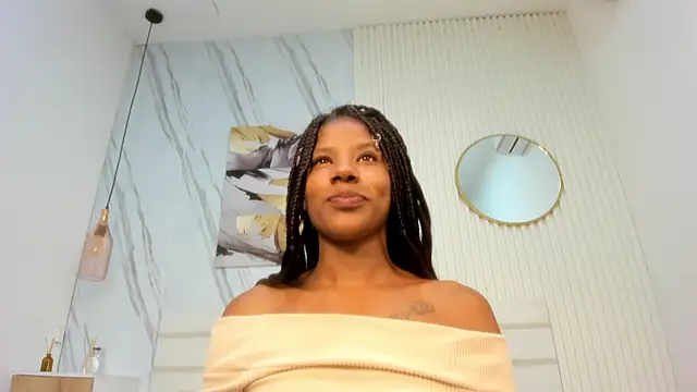 Snapshot of Afro_Luna chatting on 07-03-26, 12:22 Afro Luna online show from 07-03-26, 12:22