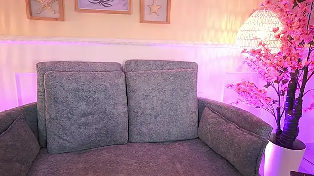 MeganLowell online show from 03-30-26, 08:54