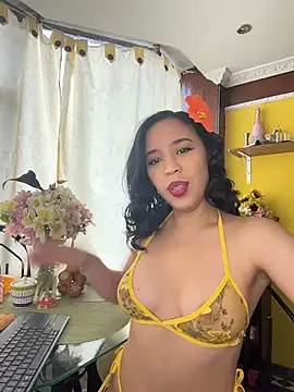 Snapshot of Esmerald_1111 chatting on 07-01-26, 12:51 Esmerald 1111 online show from 07-01-26, 12:51