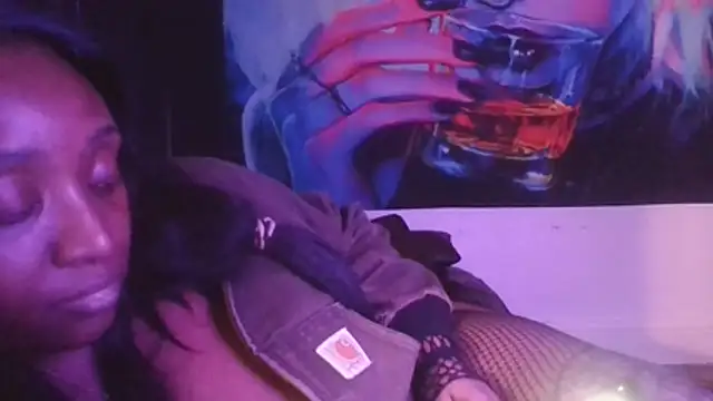 VenezuelaLuxeNoir online show from 04-23-26, 12:29