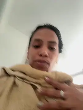 ArielleMillerr- online show from 02-02-26, 05:44