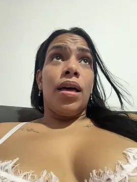 ArielleMillerr- online show from 04-08-26, 05:24