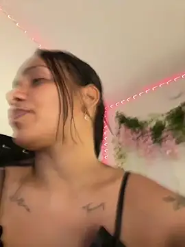 ArielleMillerr- online show from 04-09-26, 05:18