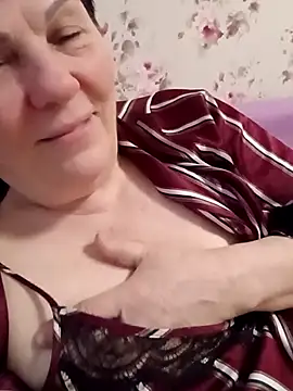 OliviaaSkyy online show from 02-07-26, 05:33