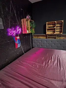 Shy-Ivy online show from 01-12-26, 10:48