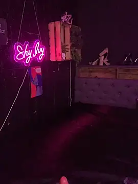 Shy-Ivy online show from 04-22-26, 10:22