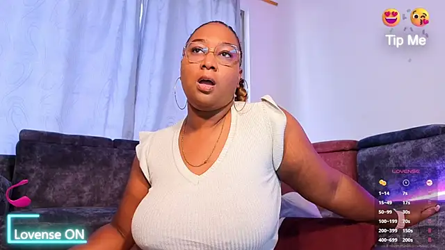 IssaNoirr online show from 01-09-26, 01:58