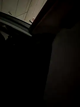 Snapshot of Dee212295 chatting on 11-18-25, 12:49 Dee212295 online show from 11-18-25, 12:49