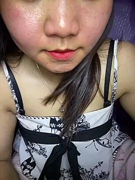 Snapshot of Sunset-yll chatting on 05-12-26, 03:36 Sunset-yll online show from 05-12-26, 03:36