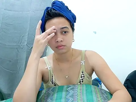 Ursexyasianskinny online show from 04-20-26, 05:32