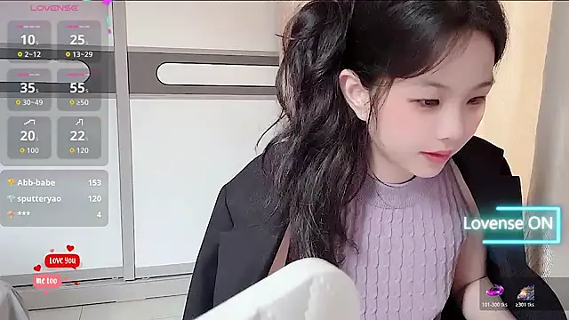 Snapshot of bunny-- chatting on 03-21-26, 08:19 bunny-- online show from 03-21-26, 08:19