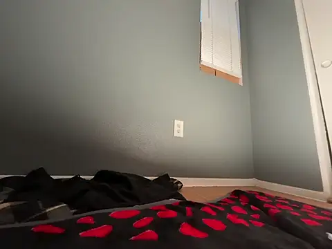 reinaass online show from 03-25-26, 02:17