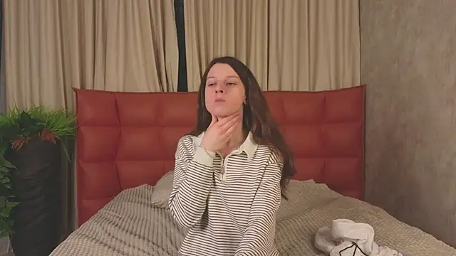 VelvetNyxen online show from 01-09-26, 03:26