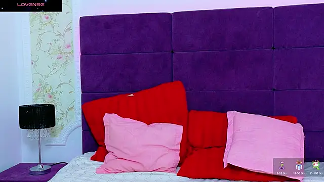 AlissaDrake  online show from 11-19-25, 05:18