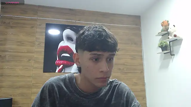 DraxBlade09 online show from 03-08-26, 02:04