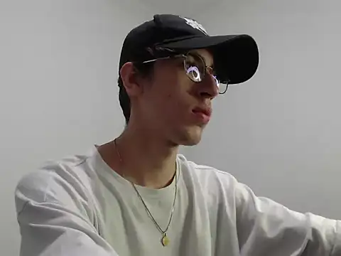 Dio  morningstar online show from 11-21-25, 05:17