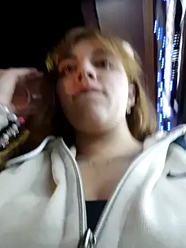 Snapshot of Juanita-30 chatting on 12-14-25, 12:16 Juanita-30 online show from 12-14-25, 12:16