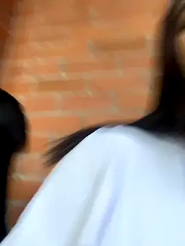 Sara storm outdoors online show from 11-18-25, 07:40