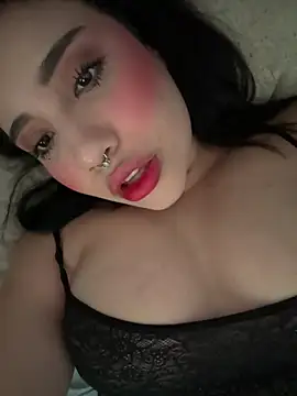 emy eviee online show from 04-27-26, 03:21