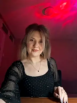 purplemoon1 online show from 12-17-25, 09:10