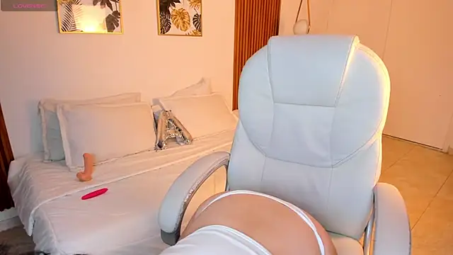 Alaska deluxe online show from 11-30-25, 10:36