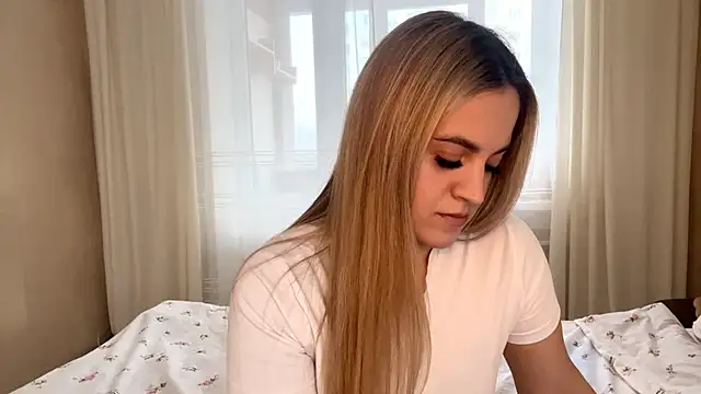 LuciaShadwell online show from 11-28-25, 04:15